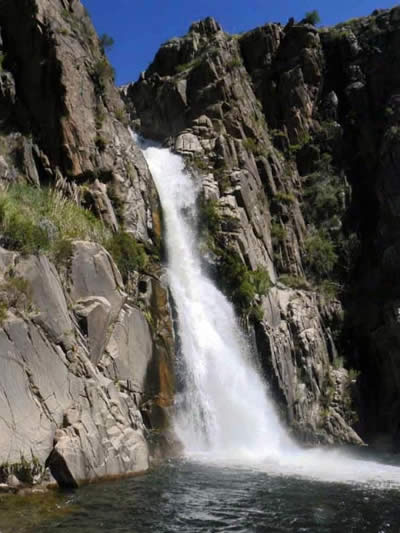 &ldquo;Salto Escondido&rdquo; en San Francisco del Monte de Oro, San Luis
