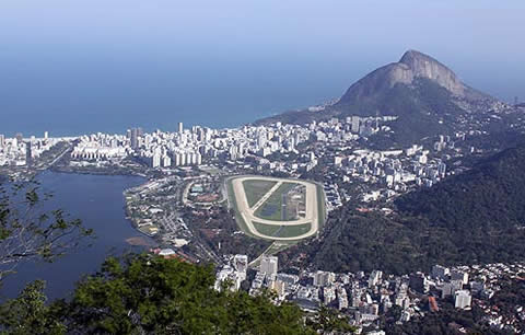 A Europa en barco, auto y avi&oacute;n