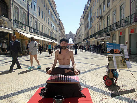 A Europa en barco, auto y avi&oacute;n