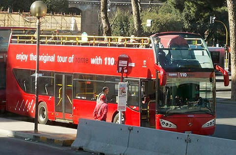 A Europa en barco, auto y avi&oacute;n