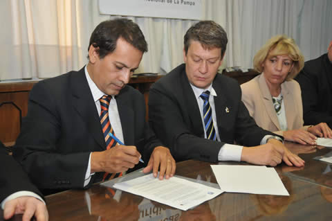 Carrera de especializaci&oacute;n y posgrado en Derechos Humanos