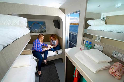 Hoteles port&aacute;tiles