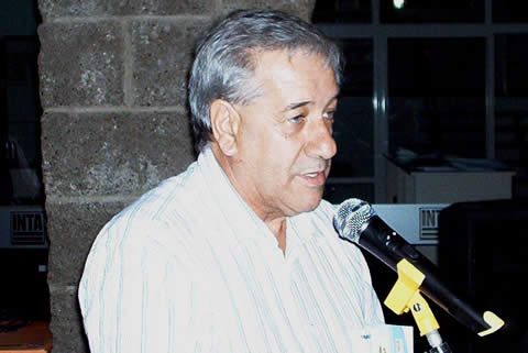  Jes&uacute;s Perez Fern&aacute;ndez Director Estaci&oacute;n Experimental Anguil.